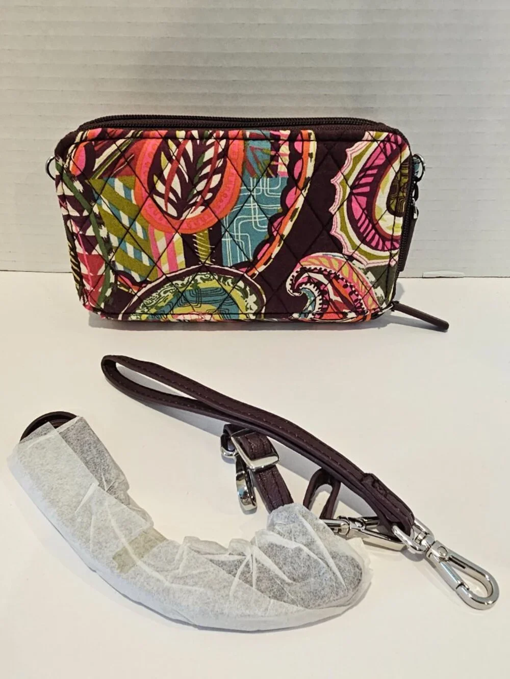 NWT Vera Bradley RFID All in One Crossbody Heirloom Paisley Wristlet Wallet